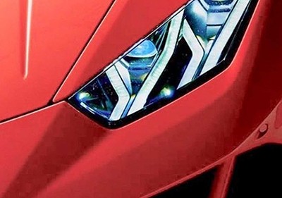 Thiết kế đèn pha mới của Huracan.