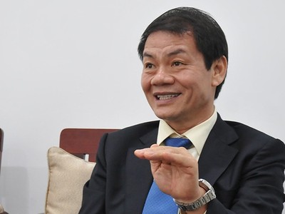 Ông Trần Bá Dương. 