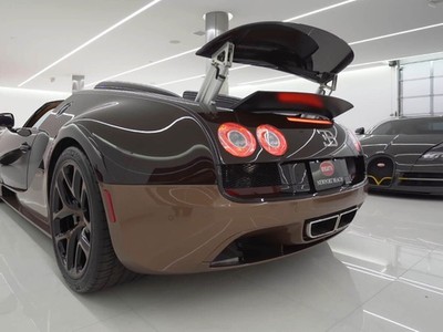 Vận hành Bugatti Veyron trong 2 năm, chủ xe tốn 100.000 USD