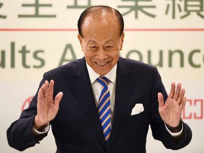  Tỷ phú địa ốc Lý Gia Thành là nhà đầu tư thời kỳ đầu của Tập đoàn Zoom Video Communications.