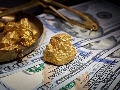 Giá vàng hôm nay ngày 27/12: Tuần qua, giá vàng trong nước tăng vọt 300.000 đồng/lượng