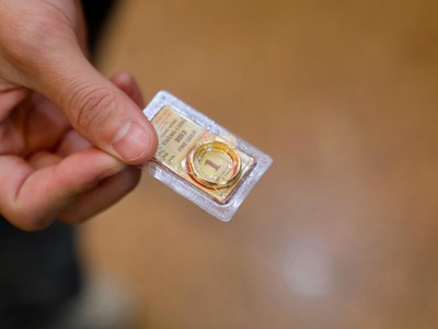 Giá vàng hôm nay ngày 27/5: Giá vàng đảo chiều giảm hơn 100.000 đồng/lượng