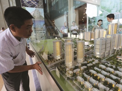 Giá bán quá cao cản trở người dân tiếp cận nhà ở.