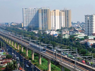 Tại TP.HCM, mức độ tăng giá của căn hộ chung cư đã vượt xa nhà liền thổ. Ảnh: Lê Toàn.