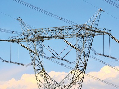 Trung Quốc phá vỡ thế độc quyền ngành điện