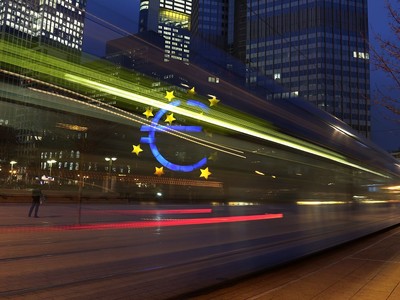 Lãi suất âm có tác động thế nào trong mắt các nhà kinh tế học?