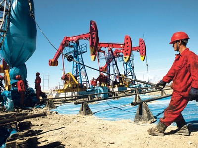 Trung Quốc “tình cờ” giúp đỡ OPEC giải cứu giá dầu