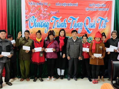 500 phần quà cùng hộ nghèo Điện Biên đón Tết