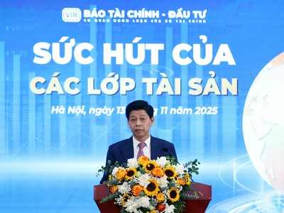 Ông Phạm Văn Hoành, Tổng Biên tập Báo Tài chính - Đầu tư phát biểu khai mạc Tọa đàm. Ảnh: Chí Cường
