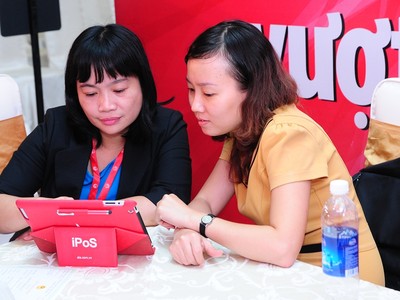 Hơn 1.000 hợp đồng của AIA nộp thành công qua iPoS