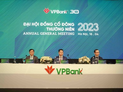 Chủ tịch đoàn điều hành ĐHCĐ