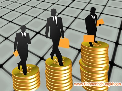 Tự doanh tiếp tục chốt lãi