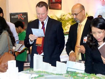 Số nhà đầu tư nước ngoài được cấp mã giao dịch tăng mạnh trong tháng 10