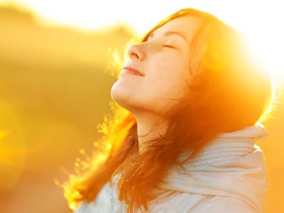 Để hạnh phúc hơn, hãy làm điều này mỗi khi thức dậy