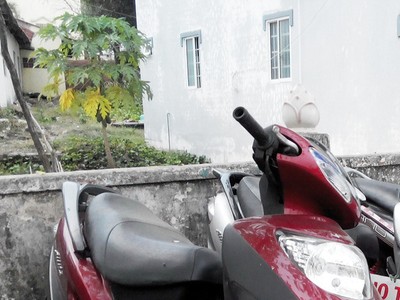 Một giám đốc có nguy cơ bị kỷ luật vì bị cướp mà không trình báo