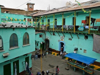 Những nhà tù “khét tiếng” một thời cực hút khách tham quan