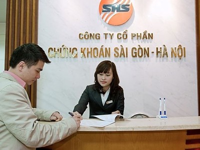 Chứng khoán Sài Gòn Hà Nội (SHS) sẽ phát hành gần 102 triệu cổ phiếu, tăng vốn lên 2.073 tỷ đồng
