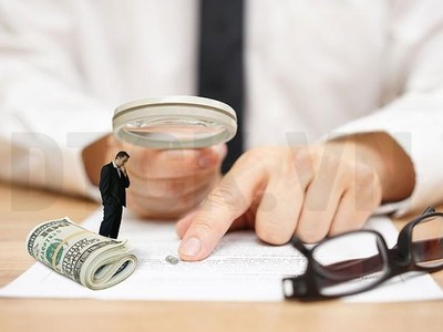 Cá nhân và tổ chức đầu tiên bị Ủy ban chứng khoán xử phạt năm 2021