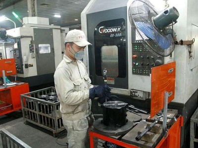 Phụ tùng máy số 1 (FT1) chia cổ tức 40% bằng tiền mặt