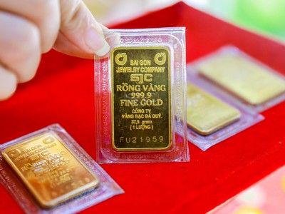 Giá vàng hôm nay ngày 26/4: Chênh lệch vàng trong nước cao hơn thế giới lên mức kỷ lục, gần 17 triệu đồng/lượng