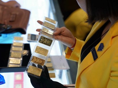 Giá vàng hôm nay ngày 2/3: Giá vàng nhảy vọt, SJC tăng gần 1 triệu đồng/lượng