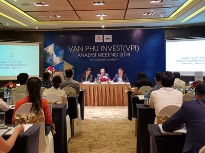 Ông Tô Như Toàn, Chủ tịch HĐQT kiêm Tổng Giám đốc Công ty cho biết sẽ chuyển cổ phiếu VPI sang niêm yết tại HOSE 