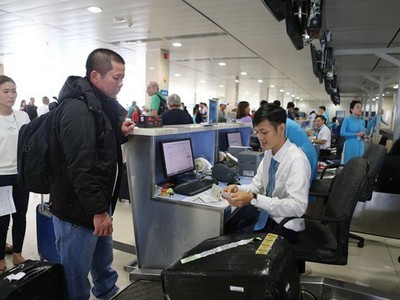 Vietnam Airlines khuyến cáo có thể bị phạt tới 7 tỷ đồng khi nhập cảnh mang theo một số loại thực phẩm