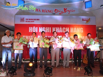 Câu chuyện “cá và kiến” trong kinh doanh