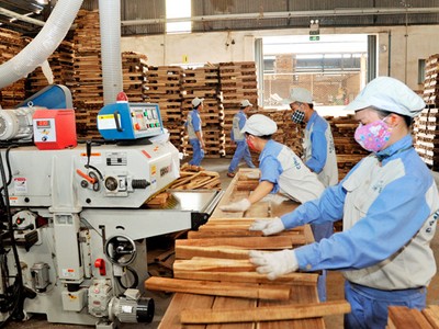 Xuất khẩu 10 tháng ước đạt 229,27 tỷ USD, tăng 4,7% so với cùng kỳ 