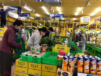 Giãn cách xã hội, TP.HCM và một số tỉnh miền Nam vẫn thiếu hàng hóa cục bộ