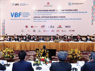 Toàn cảnh diễn đàn VBF với chủ đề Phục hồi kinh tế và phát triển chuỗi cung ứng trong bối cảnh bình thường mới.
