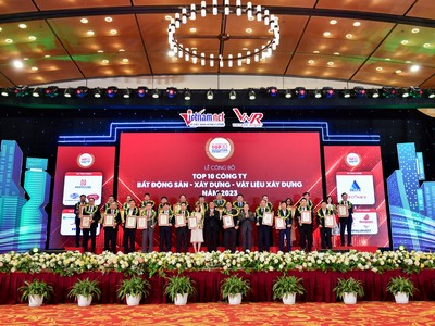 Đại diện các doanh nghiệp nhận giải