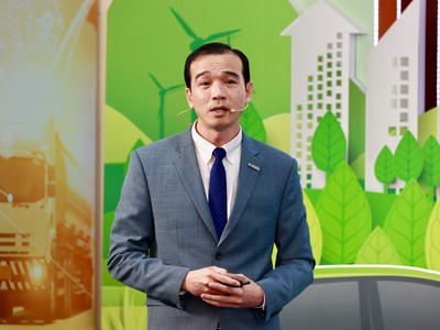 Ông Võ Minh Lực, Giám đốc Điều hành BYD Việt Nam chia sẻ. Ảnh Chí Cường.