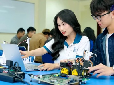 Niềm say mê khoa học công nghệ đã đưa Trần Thị Cẩm Giang đến với nghiên cứu ngay từ khi còn trên ghế nhà trường. (Ảnh NVCC).