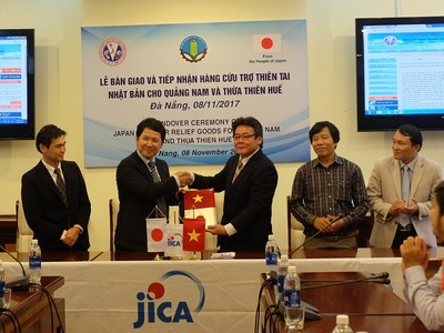 Nghi thức lễ trao nhận thiết bị lọc nước từ phía Nhật Bản cho Việt Nam