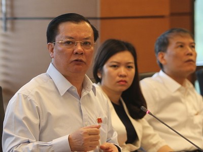 Bộ trưởng Tài chính Đinh Tiến Dũng cho rằng, để TP HCM trở thành đầu tàu kinh tế  mạnh phía Nam, bứt phá thì cần phân cấp mạnh cho thành phố