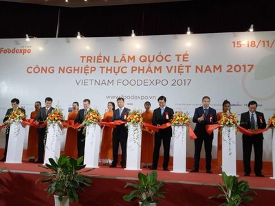 Vietnam Foodexpo 2017: Cuộc trình diễn của những sản phẩm, công nghệ mới nhất ngành thực phẩm