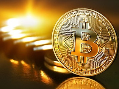 Bitcoin lập kỷ lục 8.000 USD