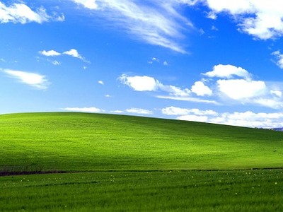Màn hình mặc định của Windows XP đã được thêm các hiệu ứng. Ảnh: Charles O'Rear.