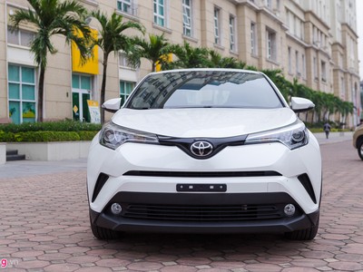 Toyota C-HR đầu tiên về Việt Nam
