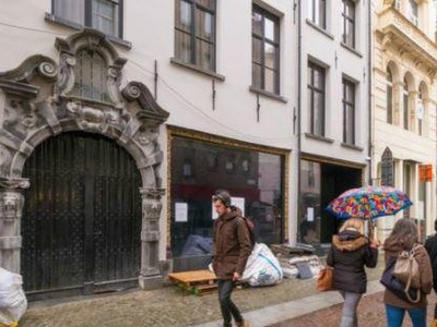 Căn nhà được Dembele mua để cải tạo thành khách sạn.