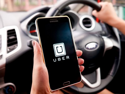 Uber đã có một năm kinh doanh chật vật. Ảnh: Reuters