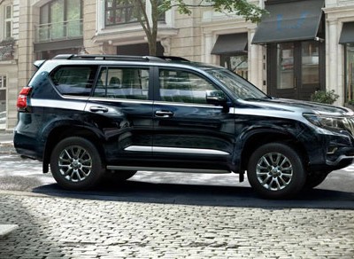 Toyota Land Cruiser 2018 được bán tại Anh từ cuối tháng này.