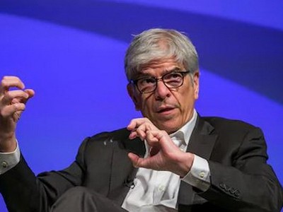 Ông Paul Romer.