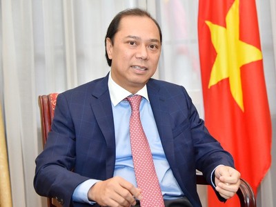 Thứ trưởng Bộ Ngoại giao Nguyễn Quốc Dũng.