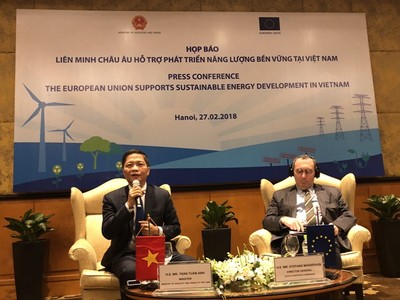 Chương trình hỗ trợ chính sách ngành năng lượng trị giá 108 triệu USD của EU nhằm tăng cường tiếp cận năng lượng bền vững cho khu vực nông thôn Việt Nam và góp phần xây dựng một ngành năng lượng bền vững hơn qua việc khuyến khích hiệu quả năng lượng, năng lượng sạch và tái tạo đến toàn dân.