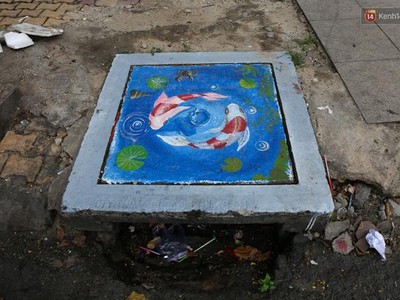 Hơn 100 nắp cống ở trung tâm Sài Gòn được vẽ tranh trang trí