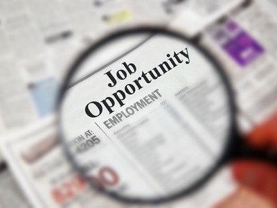 Người giàu luôn chú tâm vào việc tìm kiếm nhiều nguồn thu nhập để tự chủ về tài chính.