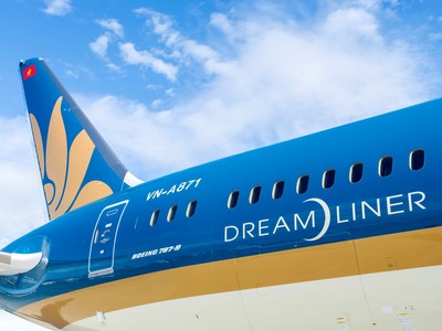 Giá khởi điểm chào bán quyền mua cổ phiếu Vietnam Airlines sẽ được công bố tại ngày công bố thông tin đấu giá quyền mua.