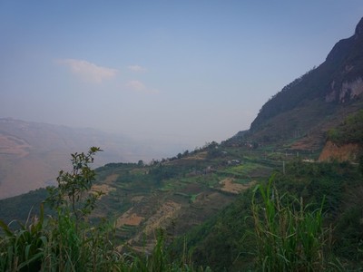 Ngôi làng trăm tuổi bị lãng quên ở Đồng Văn